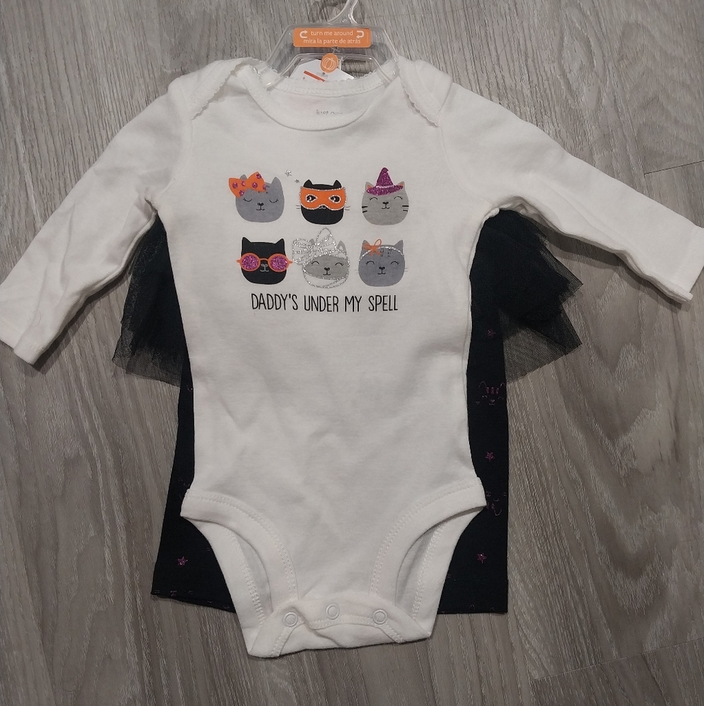 New Carter Baby 2 Piece Set with Tulle Skirt Pants- White and Black Size 3mth